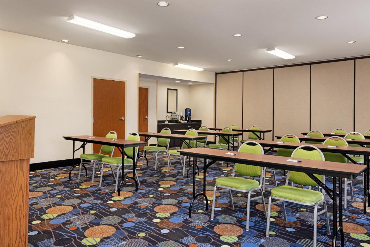 Holiday Inn Express Hotel & Suites Edmond By Ihg Luaran gambar
